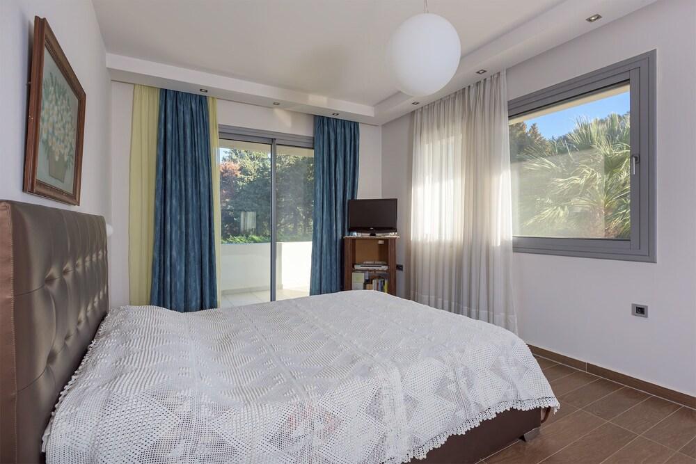 Bella Foresta Villa Ялиссос Экстерьер фото